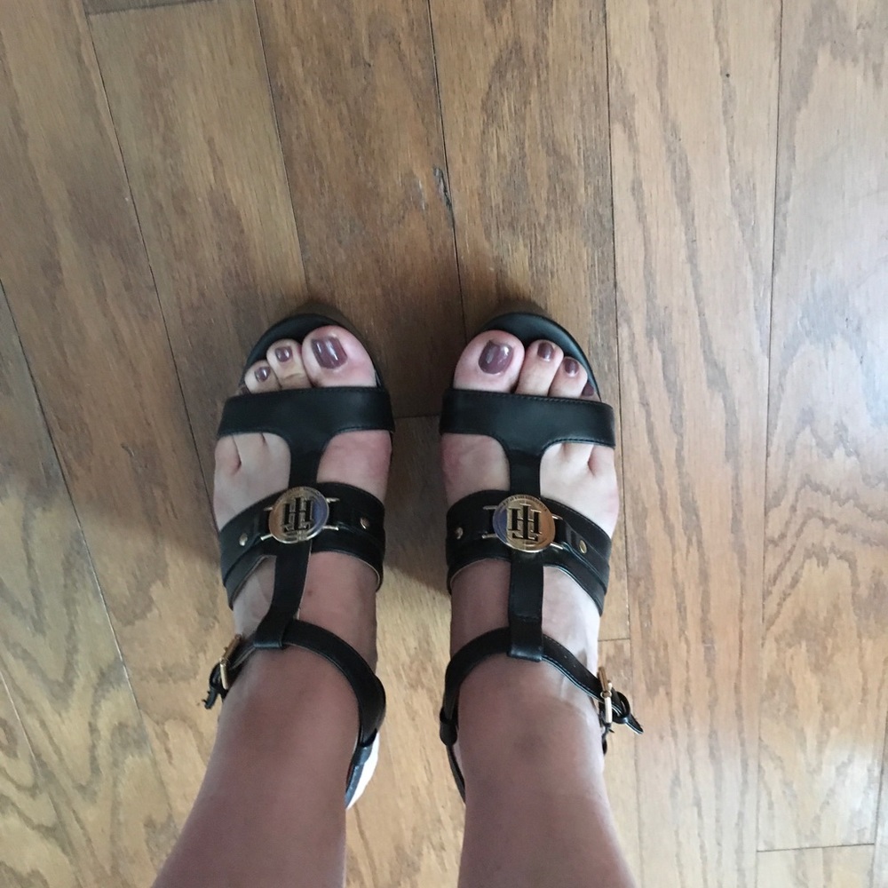 Tommy Hilfiger Black Wedges Size 7 1/2 - Picture 7 of 8